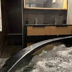 Lägenhet 'le Loft' Jacuzzi Standing En Centre *